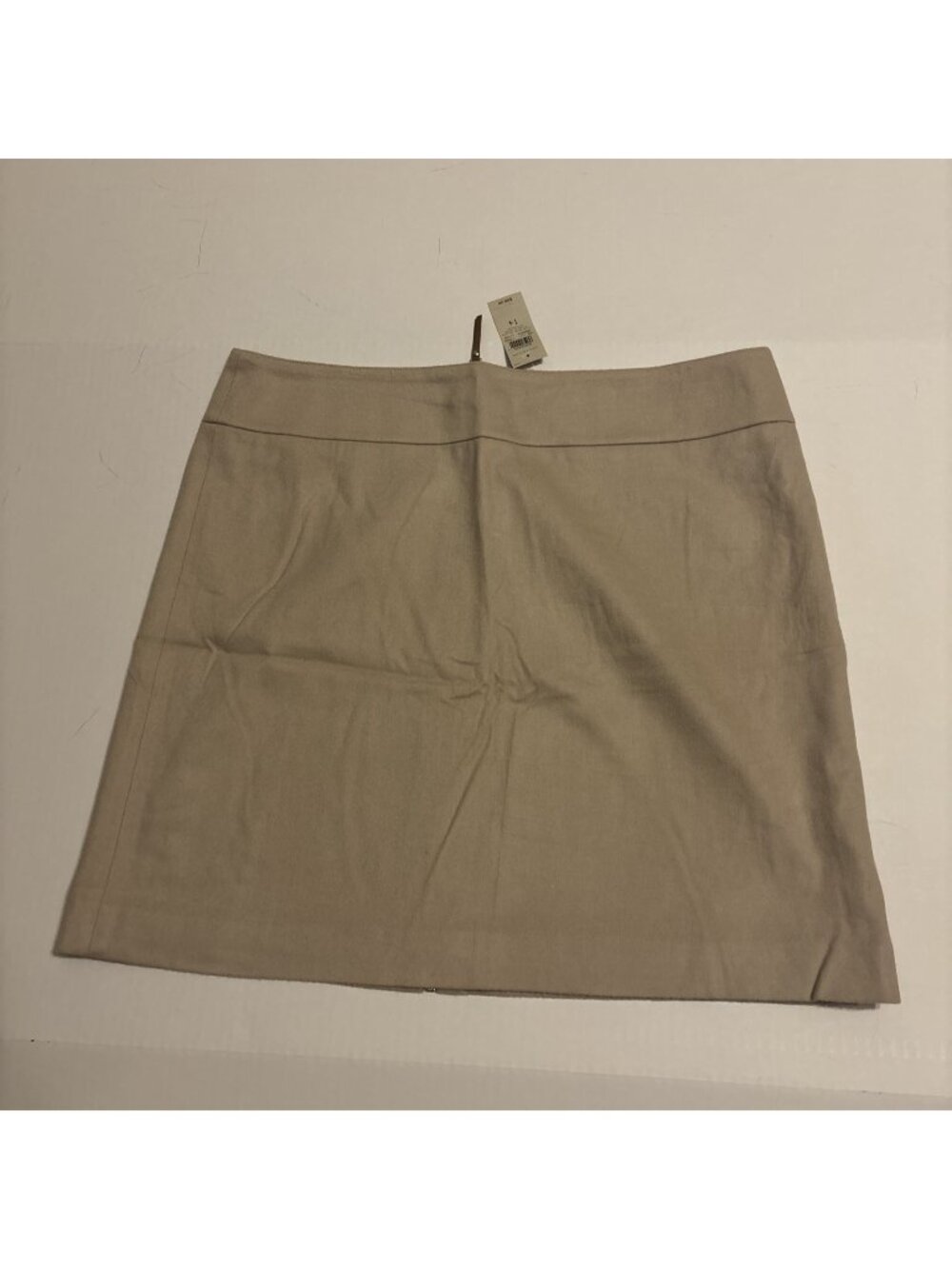 New Ann Taylor Beige Lined Skirt Size 14 Wool Blend Zips In Bac